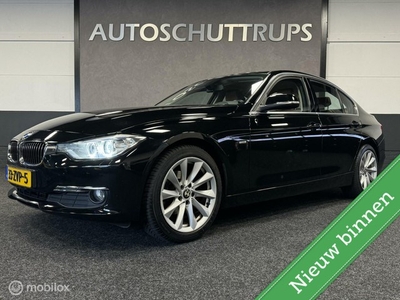 BMW 3-serie 320i EDE Executive LEER / GR.NAVI / HAAK / NAP