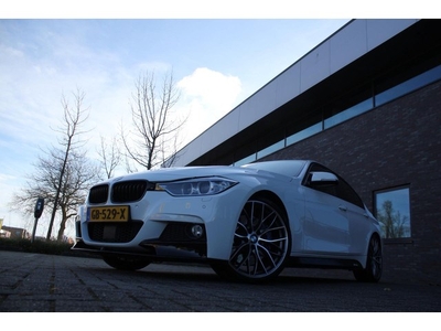 BMW 3-serie 328i High Executive M Performance