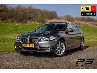 BMW 5-serie Touring 520i Luxury Edition, NAP, Leder, Pano