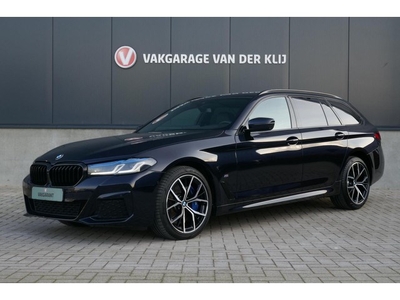 BMW 5-serie Touring 540i xDrive M-Sport Active Steering