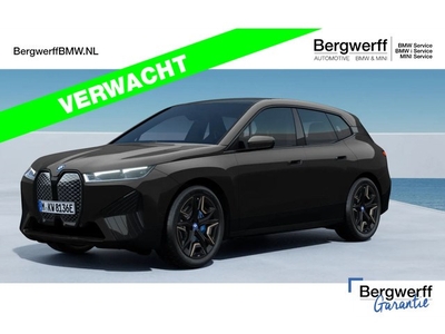 BMW iX xDrive50 - Pano - Bowers & Wilkins -