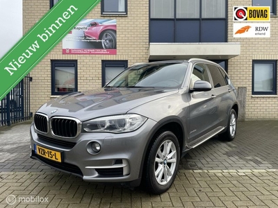 BMW X5 xDrive30d High Exe. Grijs kenteken 3500kg trekgewicht