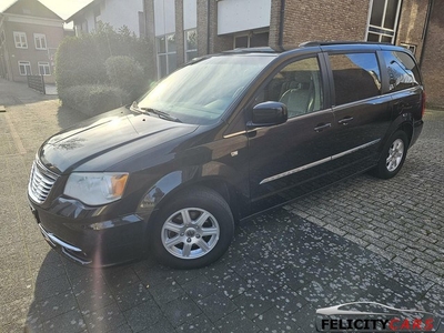 Chrysler Town & Country 3.6 V6 nieuw model leer dvd navi