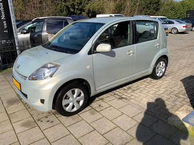 Daihatsu Sirion 2 1.3-16V Prestige (bj 2007)