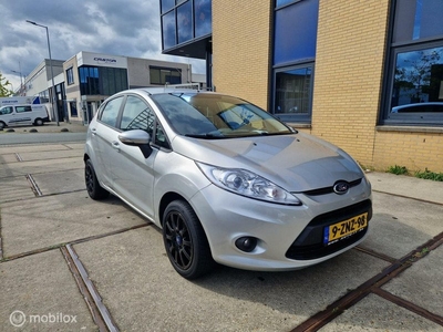 Ford Fiesta 1.25 Trend/ Airco/ Nieuw apk