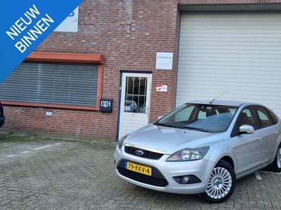 Ford Focus 1.8 Limited PDC Navi 3e eigenaar NAP Trekhaak Cruise Airco APK