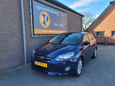 Ford FOCUS Wagon 1.0 EcoBoost Titanium (tik in de motor)