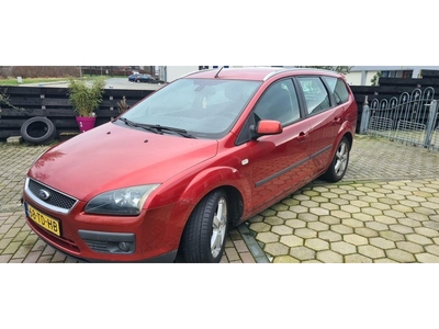 Ford Focus Wagon 2.0-16V Rally Edition