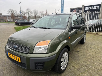 Ford Fusion 1.4-16V Champion