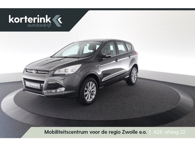 Ford Kuga 1.5 Titanium 4WD (bj 2015, automaat)