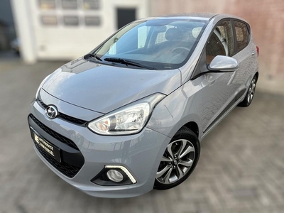 Hyundai I10 1.0i i-Motion Comfort 4-SEIZ. BANDEN / STUUR