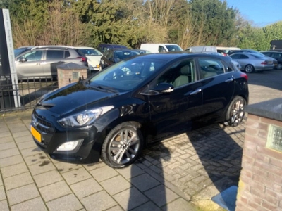 Hyundai i30 1.6 GDi i-Motion (bj 2015)