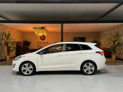 HYUNDAI I30 Wagon 1.6 GDI i-Motion Trehaak Camera Panorama Rijklaar