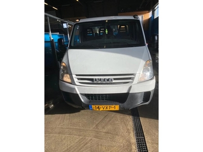 Iveco Daily 40C12 345 (bj 2008)