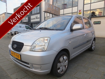 KIA PICANTO 1.1 LX inruiler met nw apk