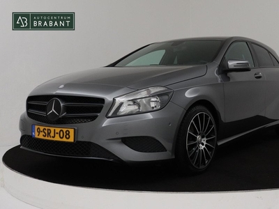 Mercedes-Benz A-klasse 180 Ambition Sport Automaat (NAVIGATIE, PARKEERSENSOREN, SPORTSTOELEN)