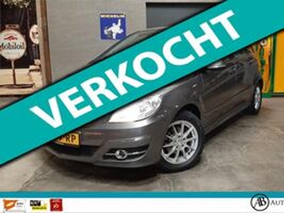 Mercedes-Benz B-KLASSE 180 BlueEFFICIENCY 116PK | Electrische pakket | PDC V&A | Half leer-stof | LMV