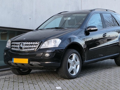 Mercedes-Benz M-klasse 350 Youngtimer Dak Parkeersensoren Stoelverwarming