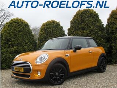 Mini COOPER 1.5 First Born Edition / Navi / LED