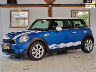 Mini Mini 1.6 Cooper S nw apk zeer netjes