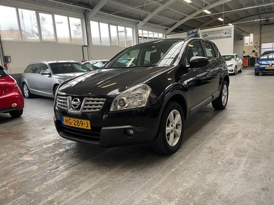 Nissan Qashqai 1.6 Acenta Lees advertentie!