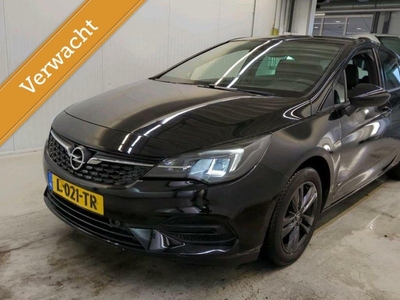 Opel Astra 1.2 Design & Tech | Navi | Parkeersensoren | LED |