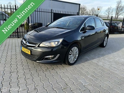 Opel Astra 1.4 Turbo Sport