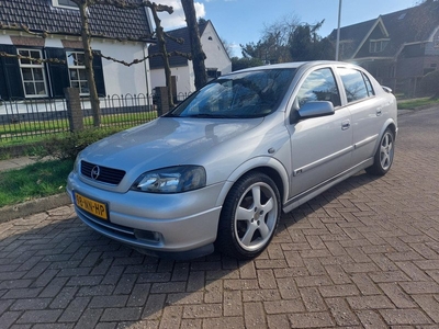 Opel Astra 1.6 Njoy