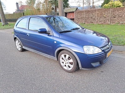 Opel Corsa 1.2-16V Silverline *Airco, APK 01-03-2025, afl.