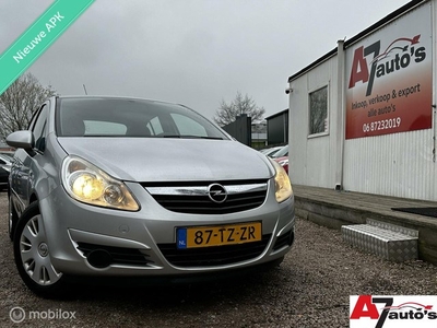 Opel Corsa 1.4-16V Nieuwe APK