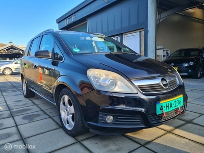 Opel Zafira 2.0 T Cosmo/7 pers/clima/cruise/trekhaak