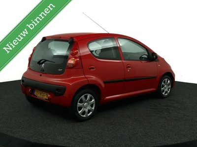 Peugeot 107 1.0-12V Sublime 5 Deurs Airco