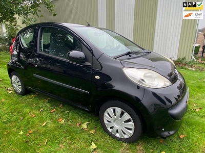 Peugeot 107 1.0-12V XS