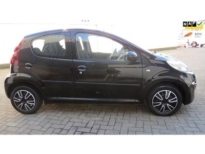 Peugeot 107 Benzine