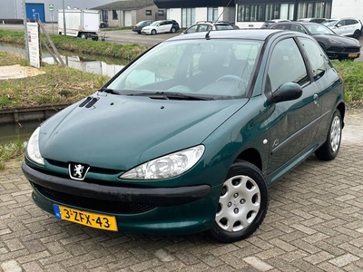 Peugeot 206 1.4 HDi X-Design Airco Elektrische Ramen Nieuwe