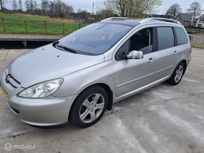 Peugeot 307 SW 2.0 16V Navtech