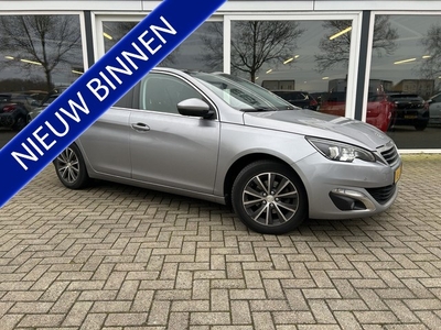 Peugeot 308 1.2 PureTech Allure 50% deal 5975,- ACTIE Pano