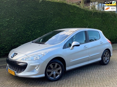 Peugeot 308 1.6 VTi ZEER NETJES/LAGE KM/RIJDT SUPER/PDC/NAVI