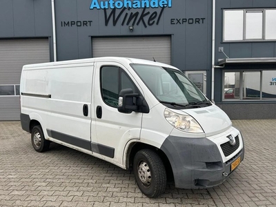 Peugeot BOXER 330 L2H1 2.2HDI 12 0 (bj 2009)