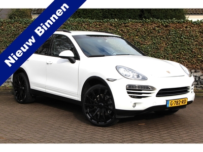 PORSCHE CAYENNE 3.0 D I NAVI. I CRUISE I PDC V+A I