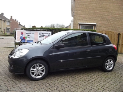 Renault Clio 1.2-16V Expression airco cruise