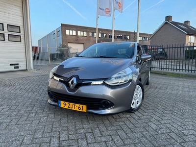 Renault Clio 1.5 dCi ECO 5DRS (bj 2015) NAVIAIRCONW RIEM!