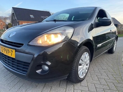 Renault Clio 1.5 dCi Parisienne (bj 2011)