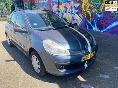 Renault CLIO Estate 1.2 TCE Corporate perfect rijdende auto met ijskoude airco ideale familie auto