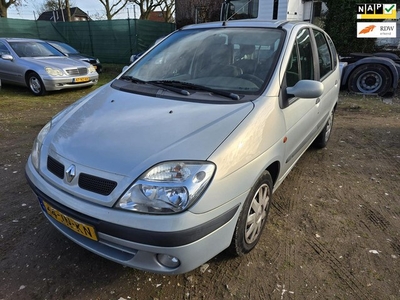 Renault Scénic 1.6-16V/INRUILKOOPJE