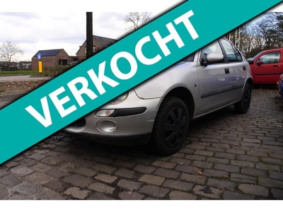 Rover 25 1.4 goed rijdende 5 drs auto 111 dkm apk 13-7-2024