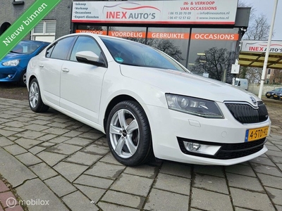 Skoda Octavia 1.6 TDI Greenline Businessline 185DK NAP