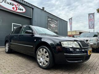 Skoda SUPERB 2.8 V6 Automaat/Leer/Navigatie/Trekhaak.