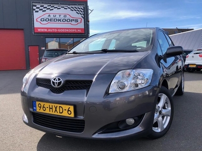 Toyota Auris 1.6 Aspiration 5D. AC,CV+A,ER,LMV,NAP. voor