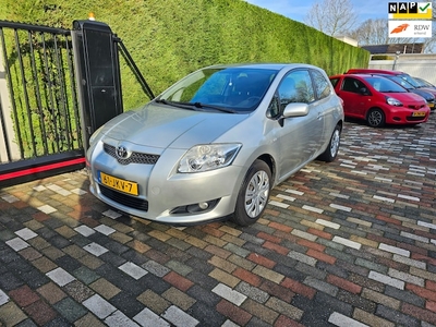 Toyota Auris Benzine